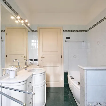 Beautiful In * Capezzano Pianore